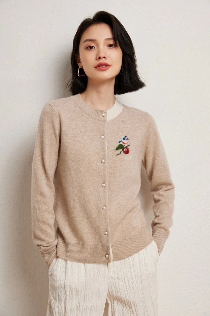 百灵鸟嵌花开衫nzs 8122