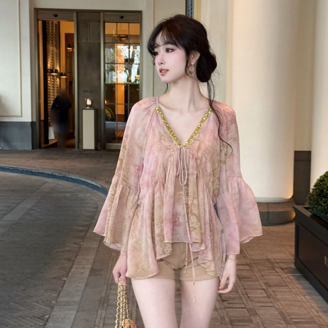 韩系温柔千金风清冷仙气上衣洋气网红气质印花钉珠雪纺衫宽松显瘦