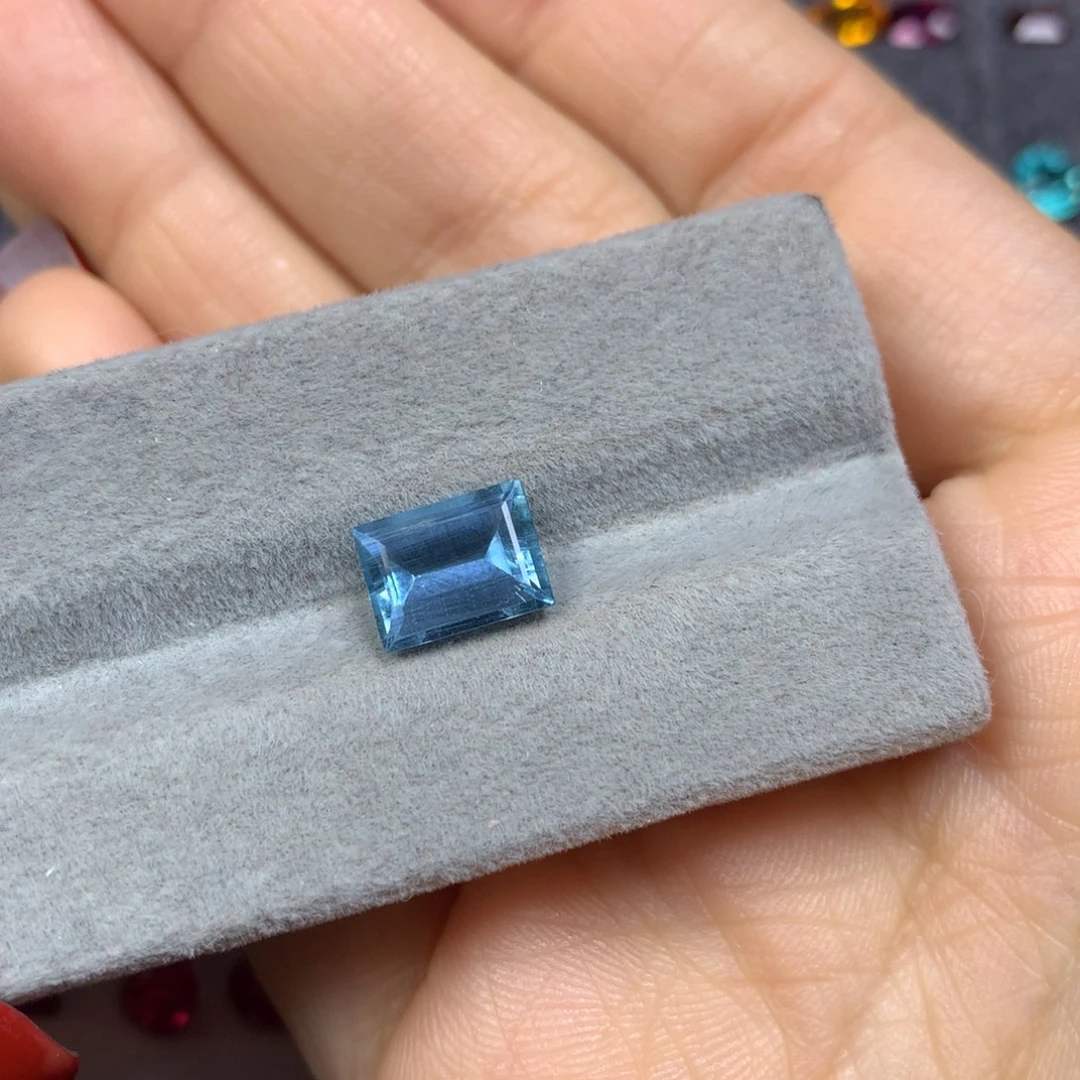 海蓝宝石裸石未镶嵌超圣海蓝宝2.21ct