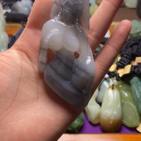 未镶嵌手镯和田玉（糖玉）