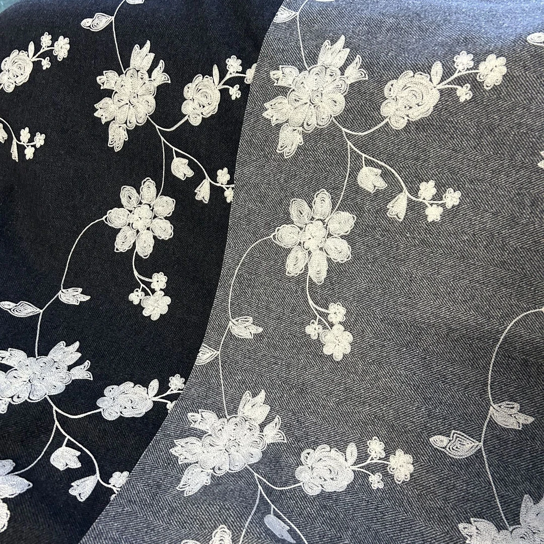 秋冬新款羊毛材质绣花面料做大衣外套裙子裤子服装面料链条绣布料