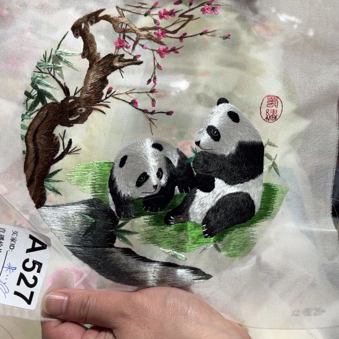 织绣纯手工刺绣陆老师