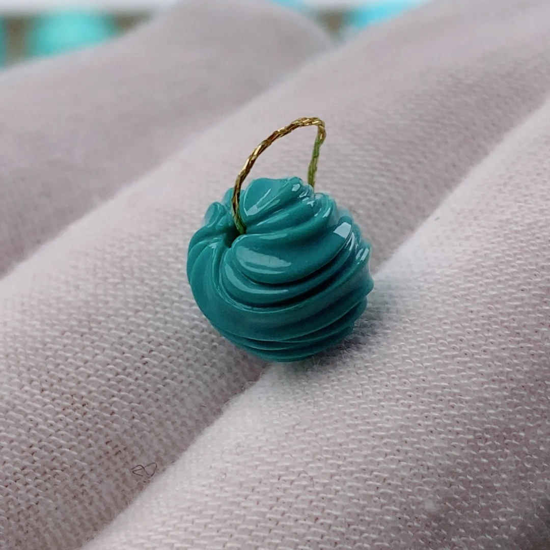 绿松石配饰未镶嵌