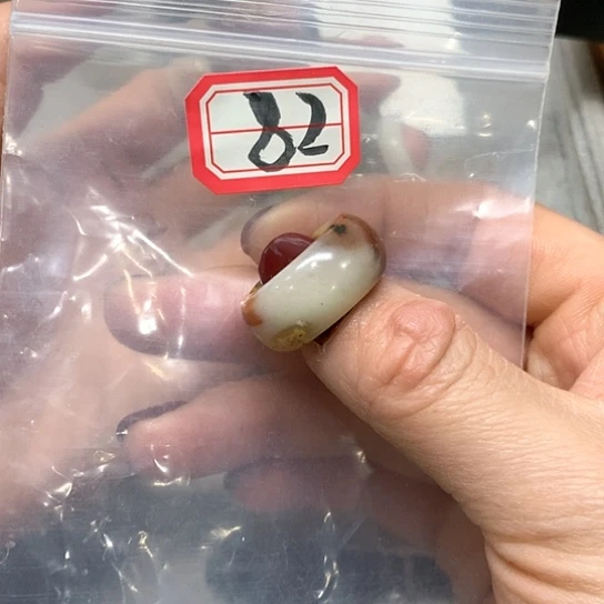 蛇纹石玉戒指未镶嵌?****