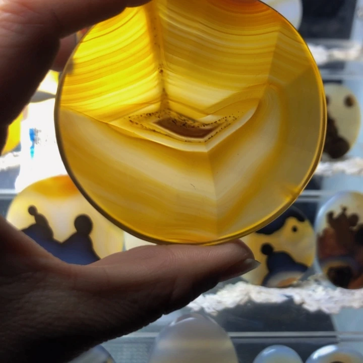 合金玛瑙/玉髓珠宝奇石54