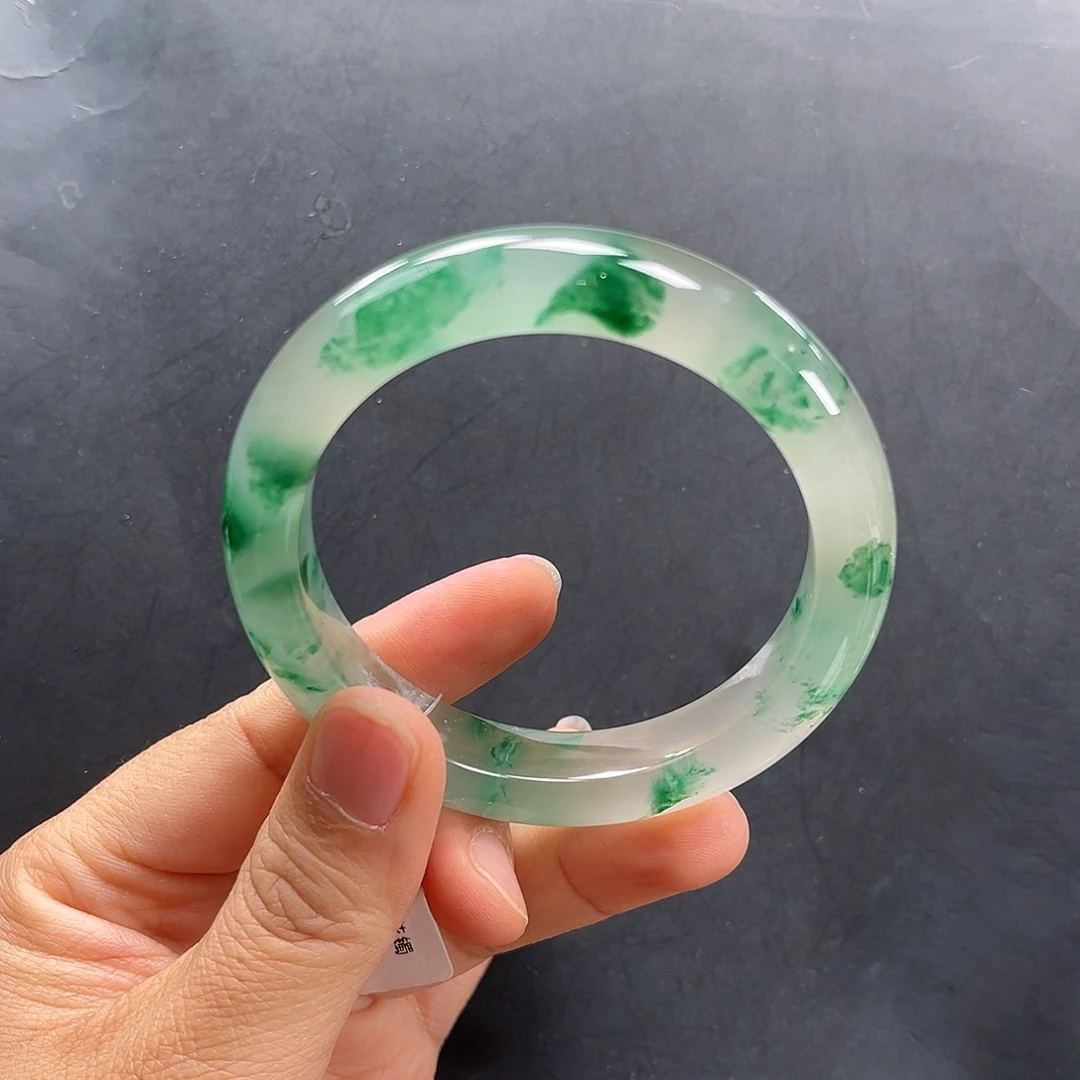 石英质玉未镶嵌手镯