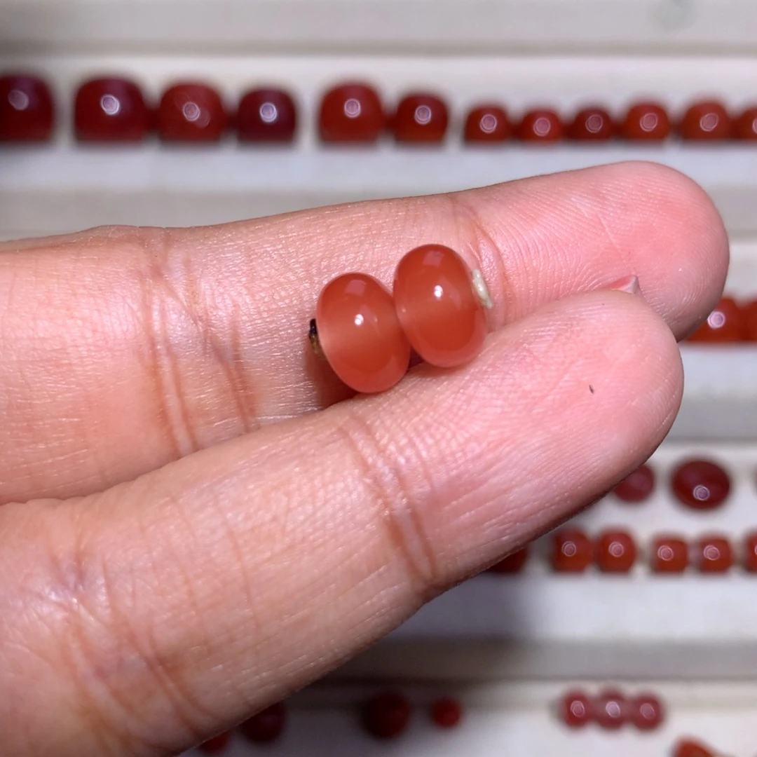 南红玛瑙未镶嵌隔珠8×5.5