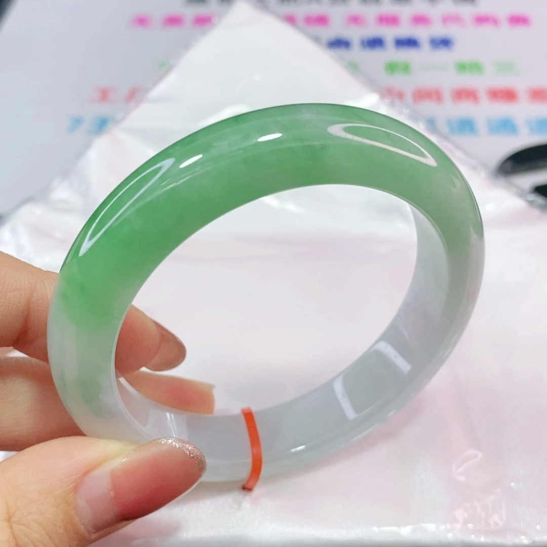 未镶嵌手镯翡翠54.6圈半山水