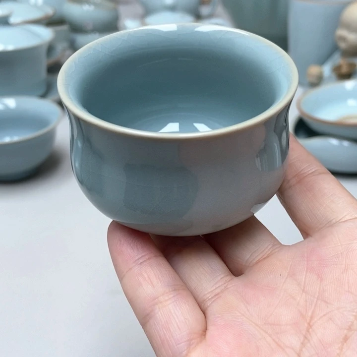 瓷支钉元宝杯带礼盒