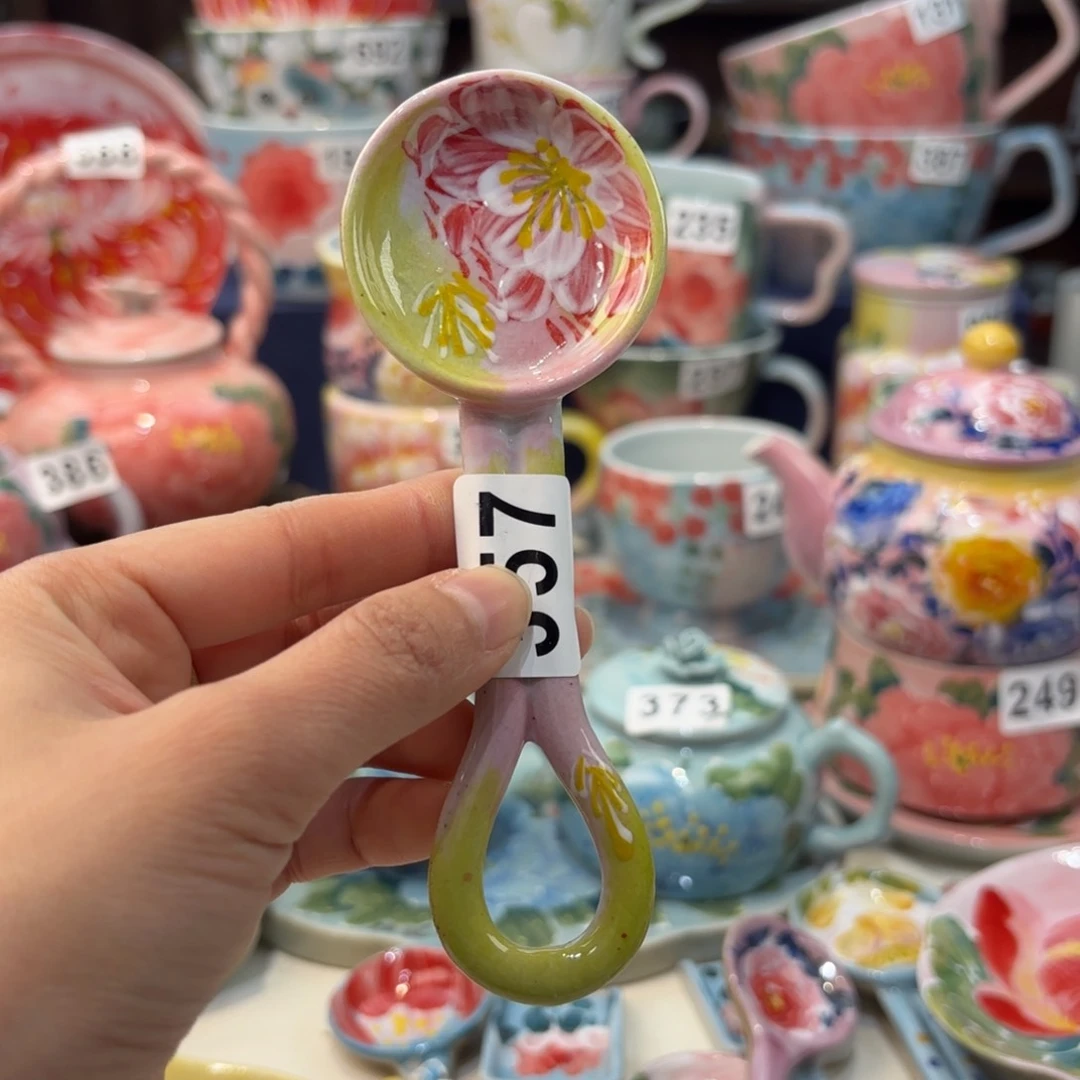 瓷片兔兔好漂亮de o o o lv t