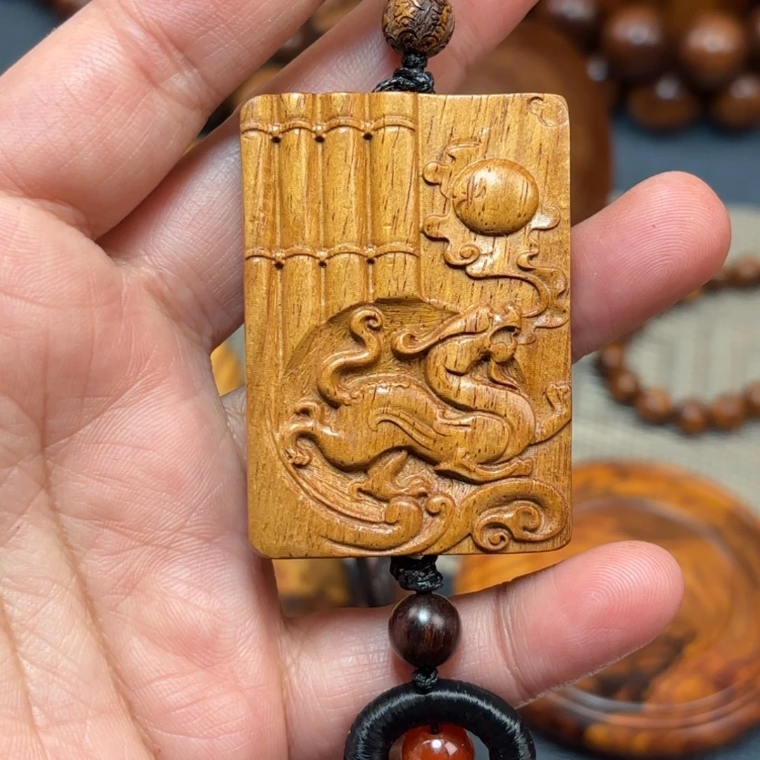 黄花梨/降香黄檀把件