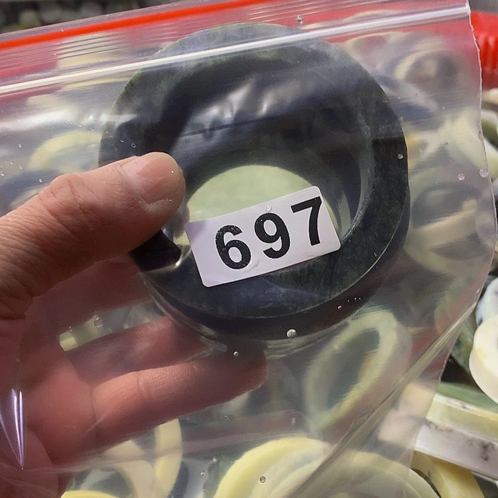 蛇纹石玉原未镶嵌老**土