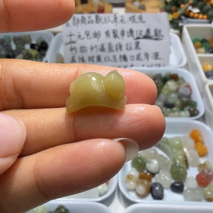 和田玉未镶嵌珠宝奇石