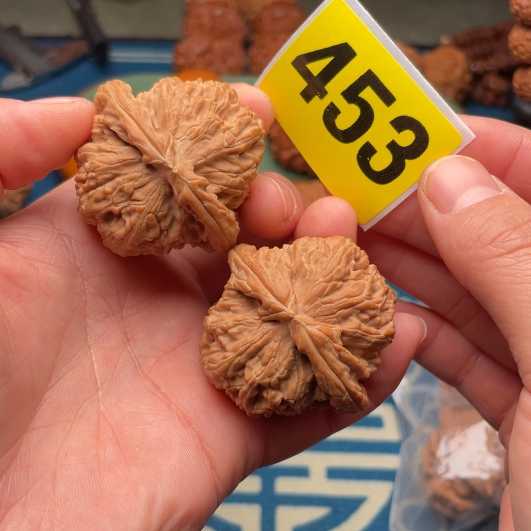 文玩核桃把件43.5全品球白（精品）453号