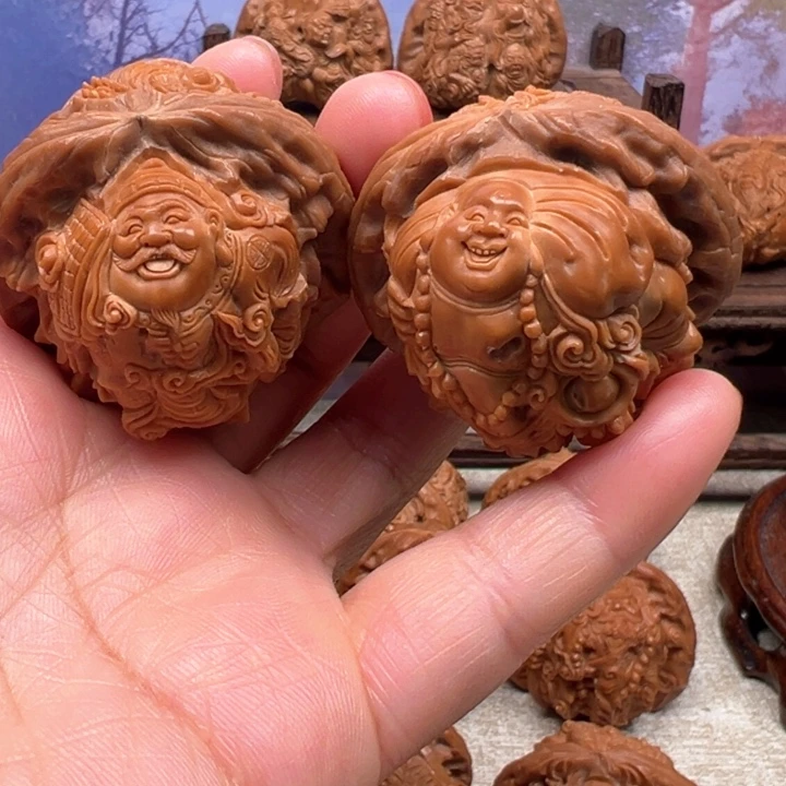 核桃把件白狮子财神弥勒