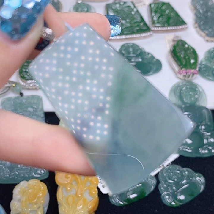 翡翠18K金镶嵌颈饰000000000107