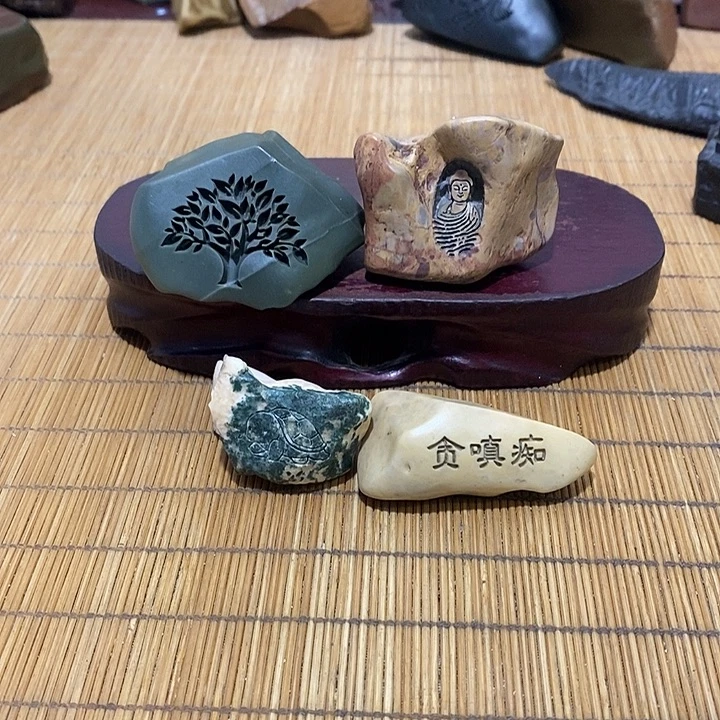 幽***儿原石雕刻工艺品手把摆件