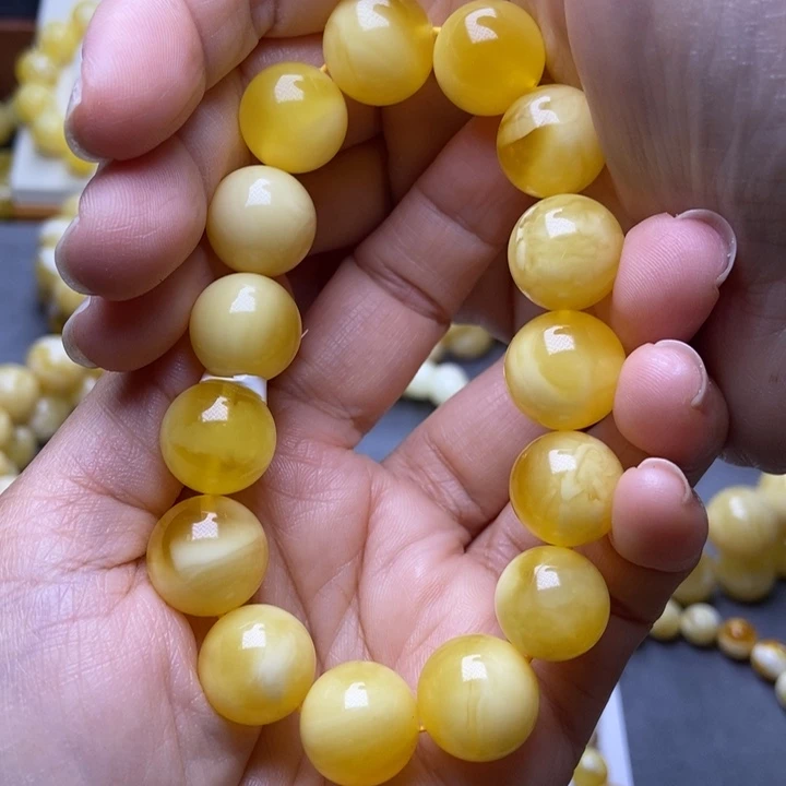 裸石琥珀未镶嵌1