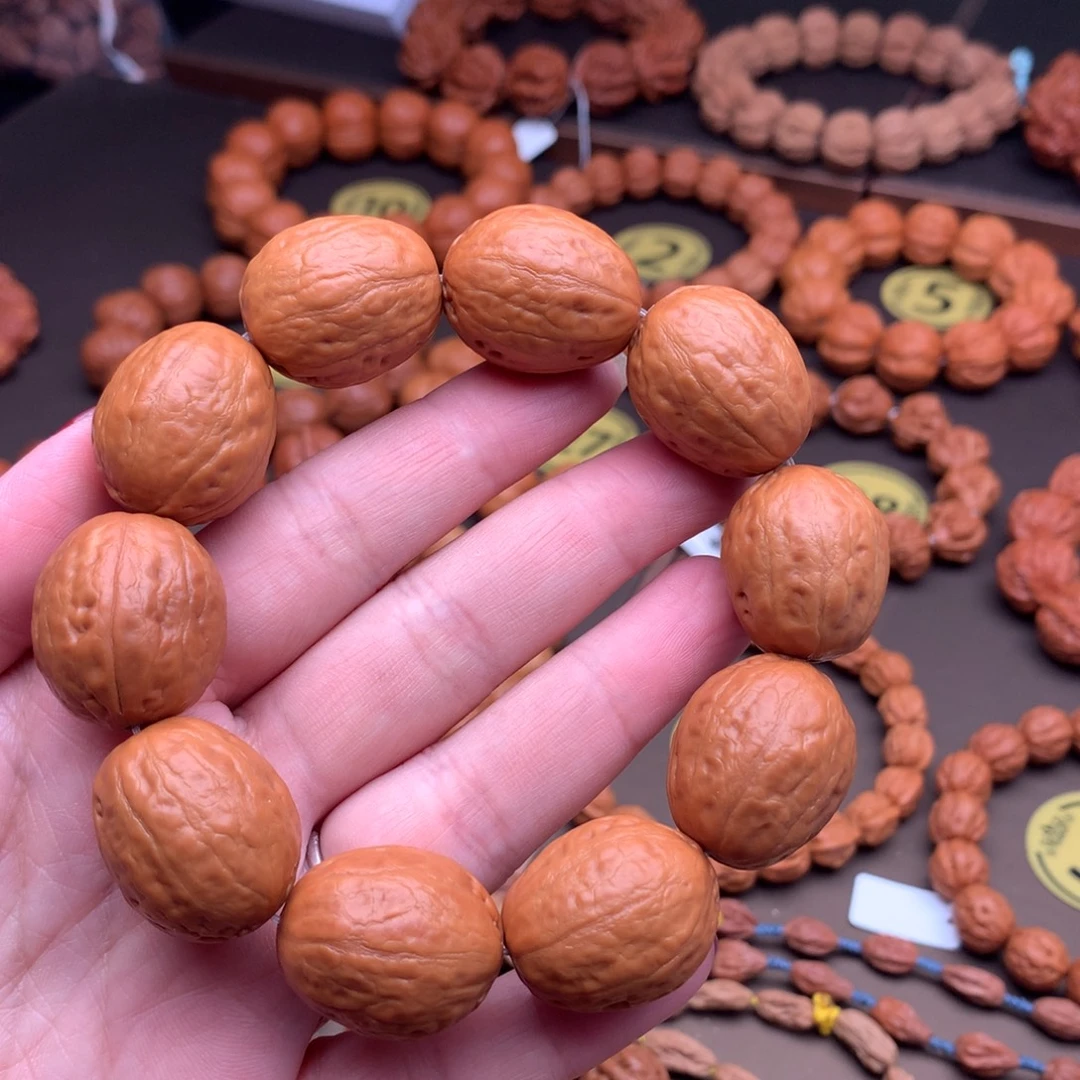文玩核桃手串22尺寸