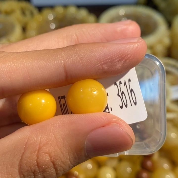 琥珀未镶嵌珠宝奇石3616