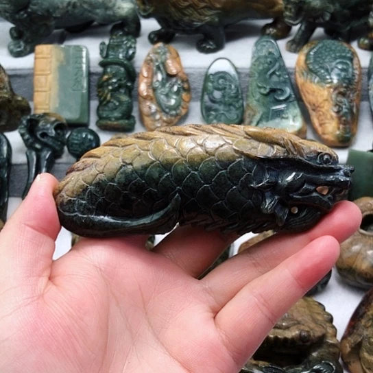 岫岩河磨玉（透闪石质玉）把件未镶嵌