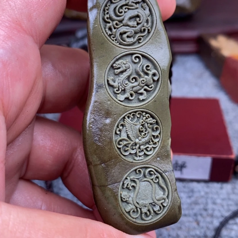 【闪购商品】原石雕刻手把件