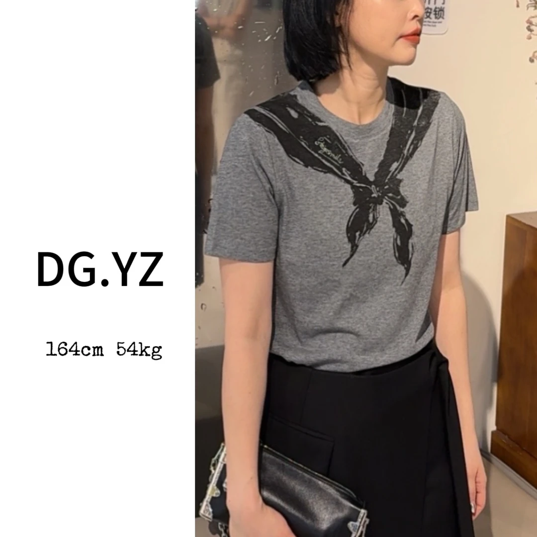 【樱子家】2792X设计感印花丝巾领洋气短袖上衣