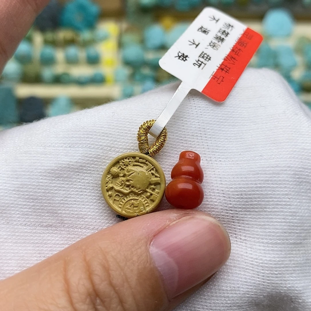 未镶嵌南红玛瑙珠宝奇石
