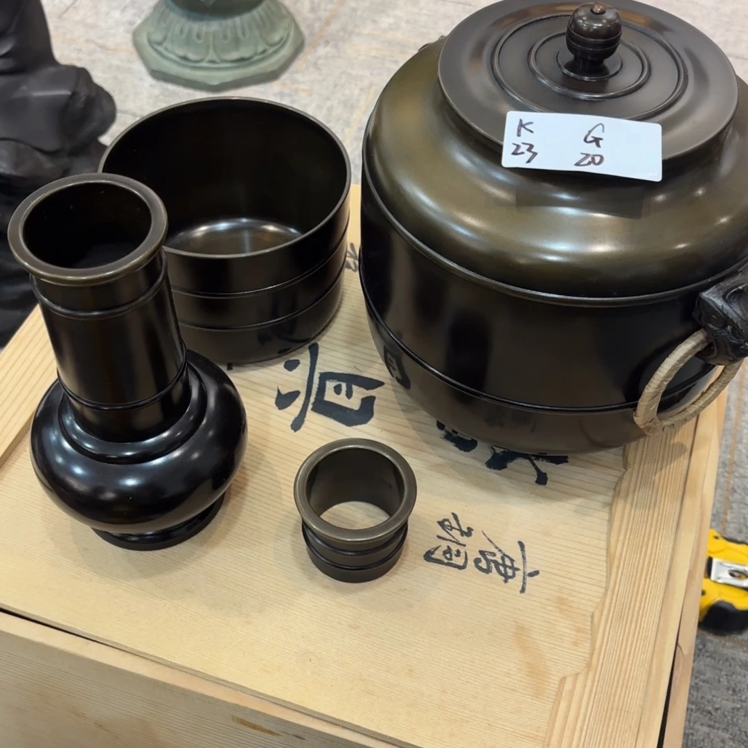 再***驰非常喜欢这个瓷器