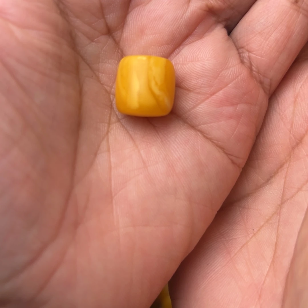 蜜蜡未镶嵌吊坠(不含链)