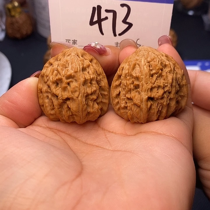 桃核吊坠白狮子35练手对无刀痕s