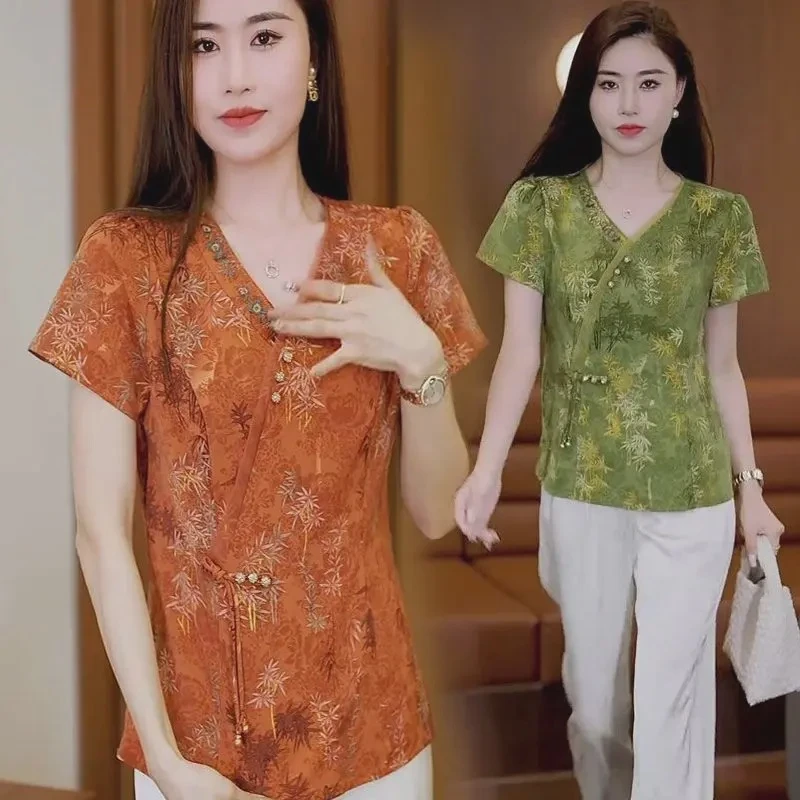 气质衬衫女士2025时尚新中式夏季妈妈装洋气减龄修身V领短袖上衣