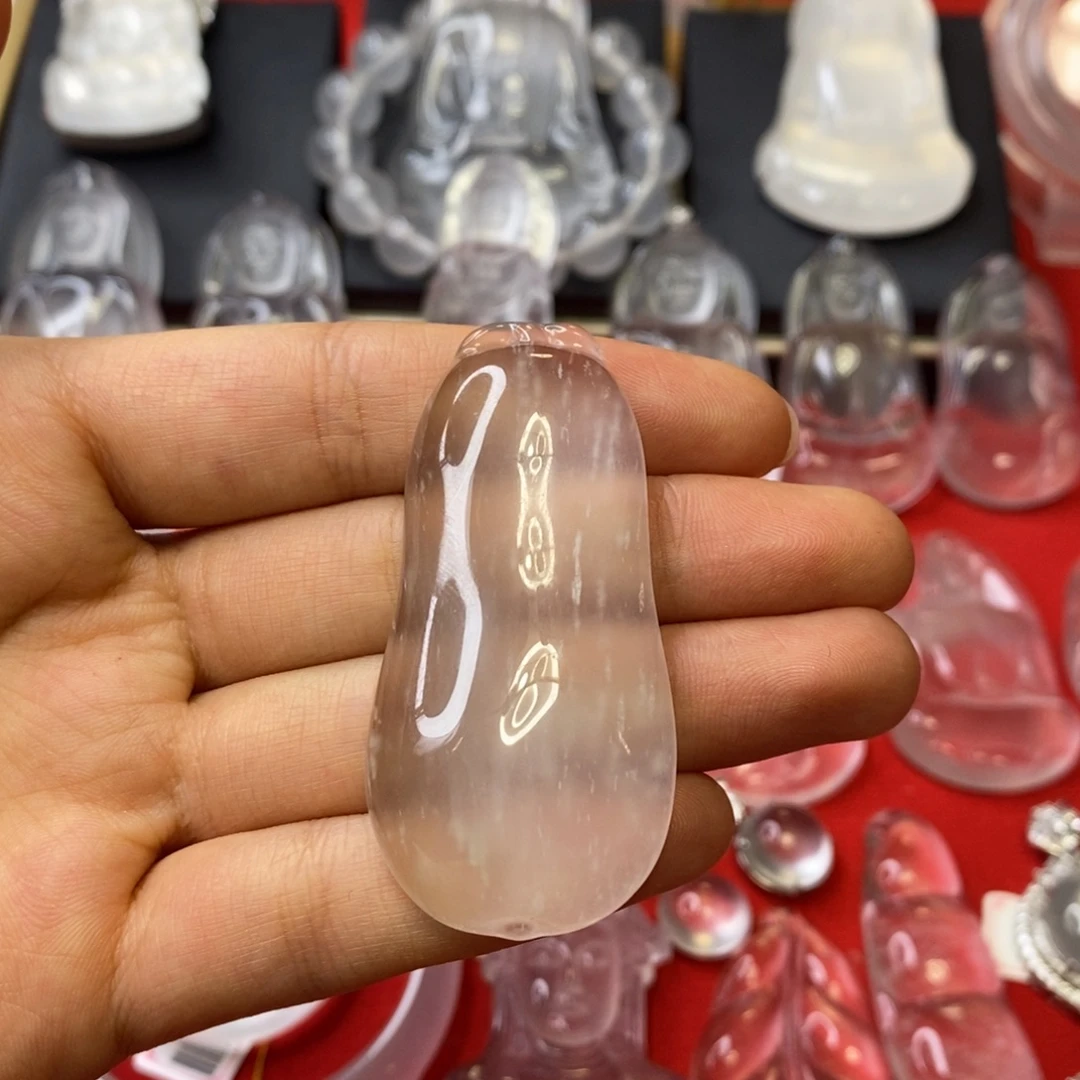 石英质玉未镶嵌吊坠