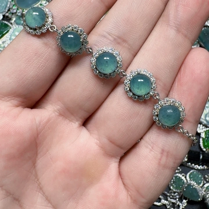 翡翠未镶嵌颈饰天然A货翡翠放漏