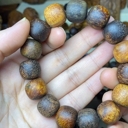 贡木手串/手链牧***?贡木