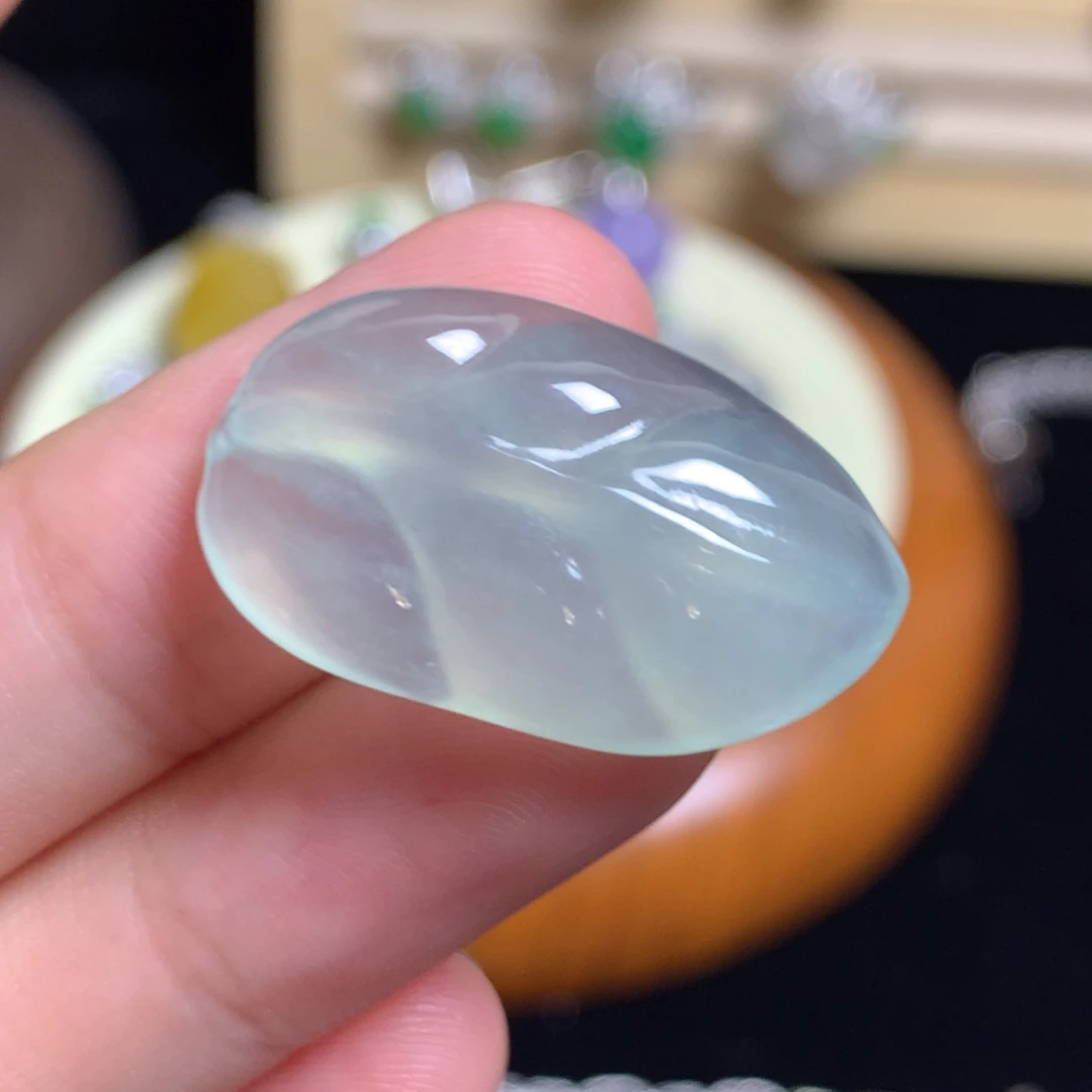 颈饰未镶嵌翡翠叶子