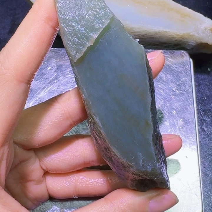 未镶嵌和田玉（糖玉）珠宝半成品