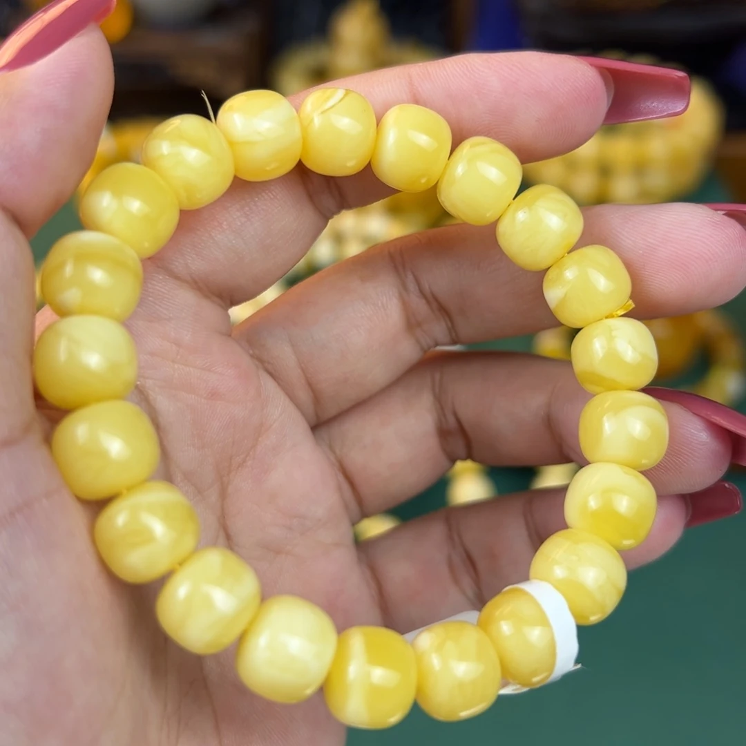 未镶嵌琥珀珠宝奇石