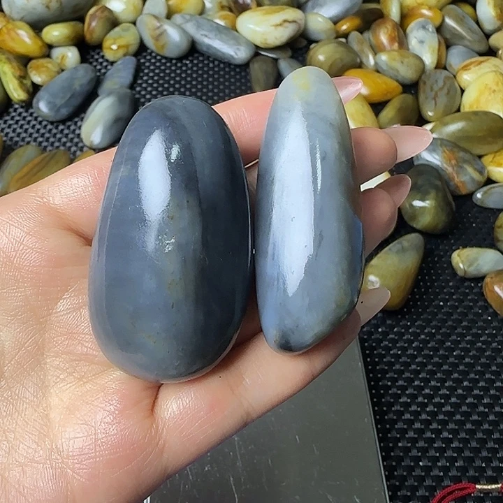 自***H未镶嵌和田玉（糖玉）挂件