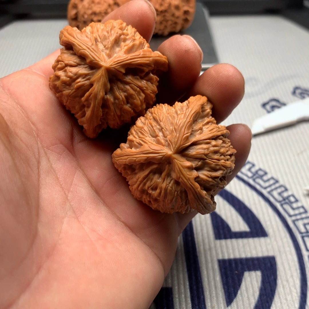 点***哥吊坠文玩核桃三棱三棱三棱三棱三棱