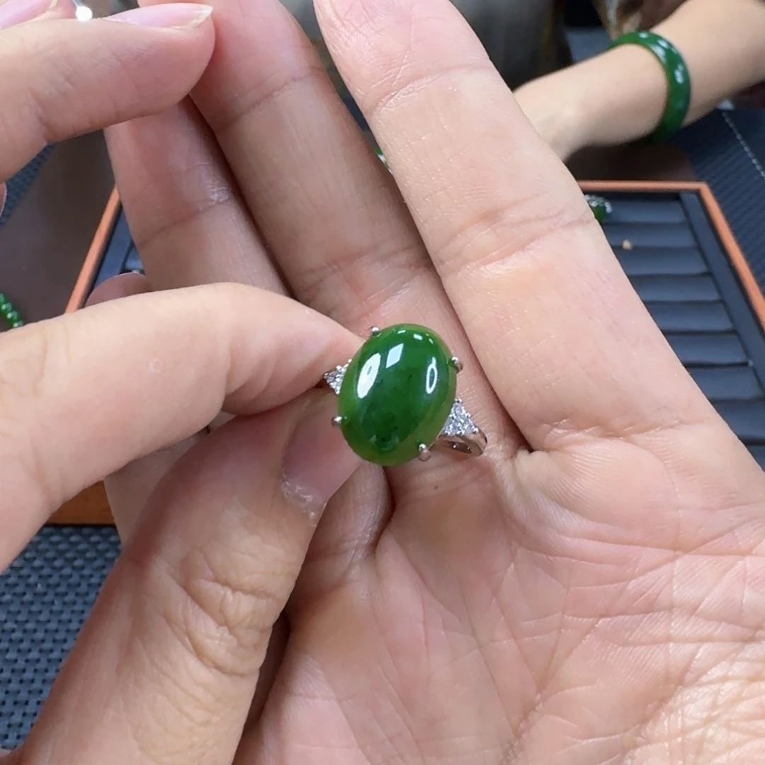 合金戒指和田玉（碧玉）