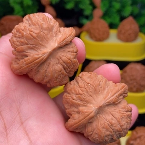 把件文玩核桃血麒麟40全品