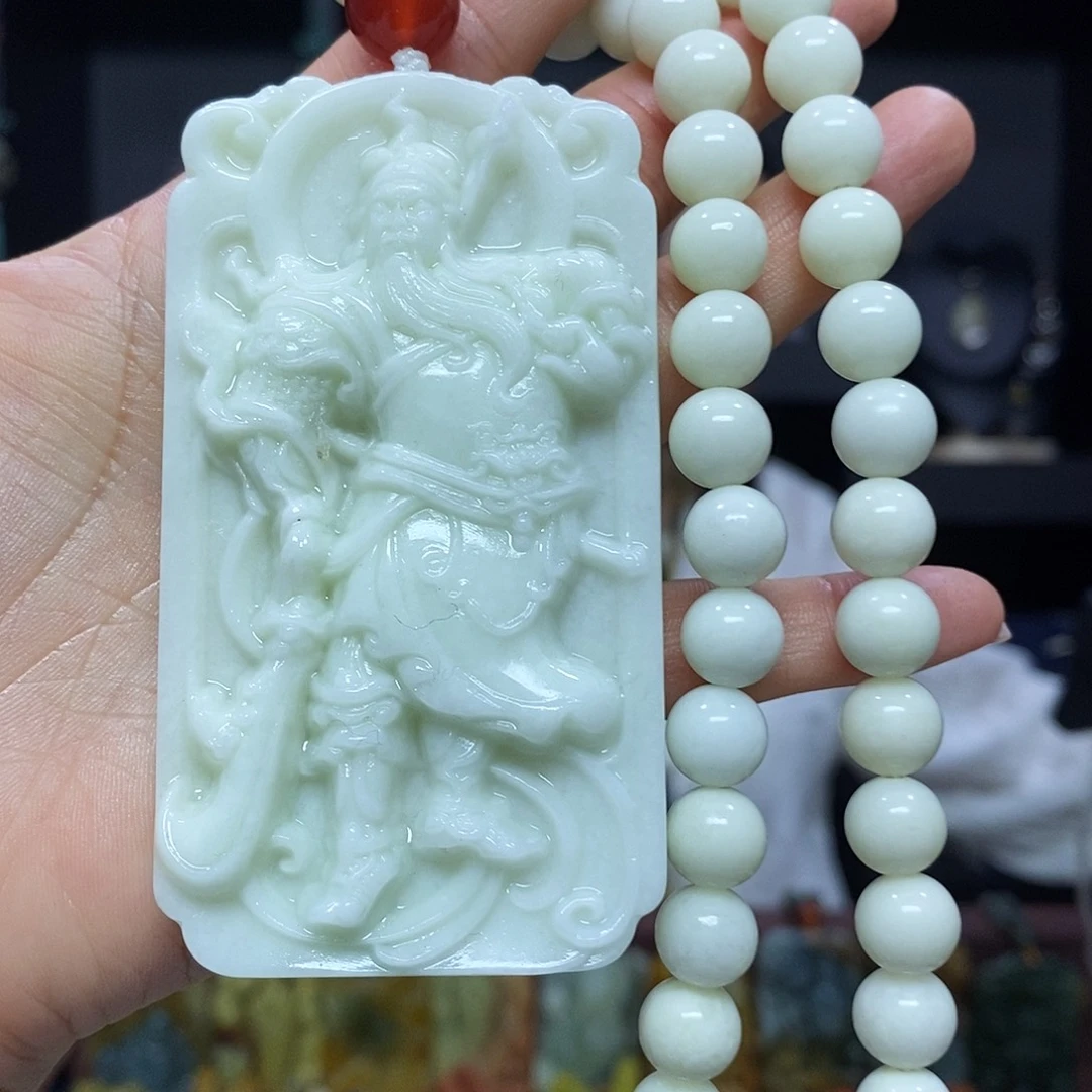 未镶嵌岫玉挂件吊坠
