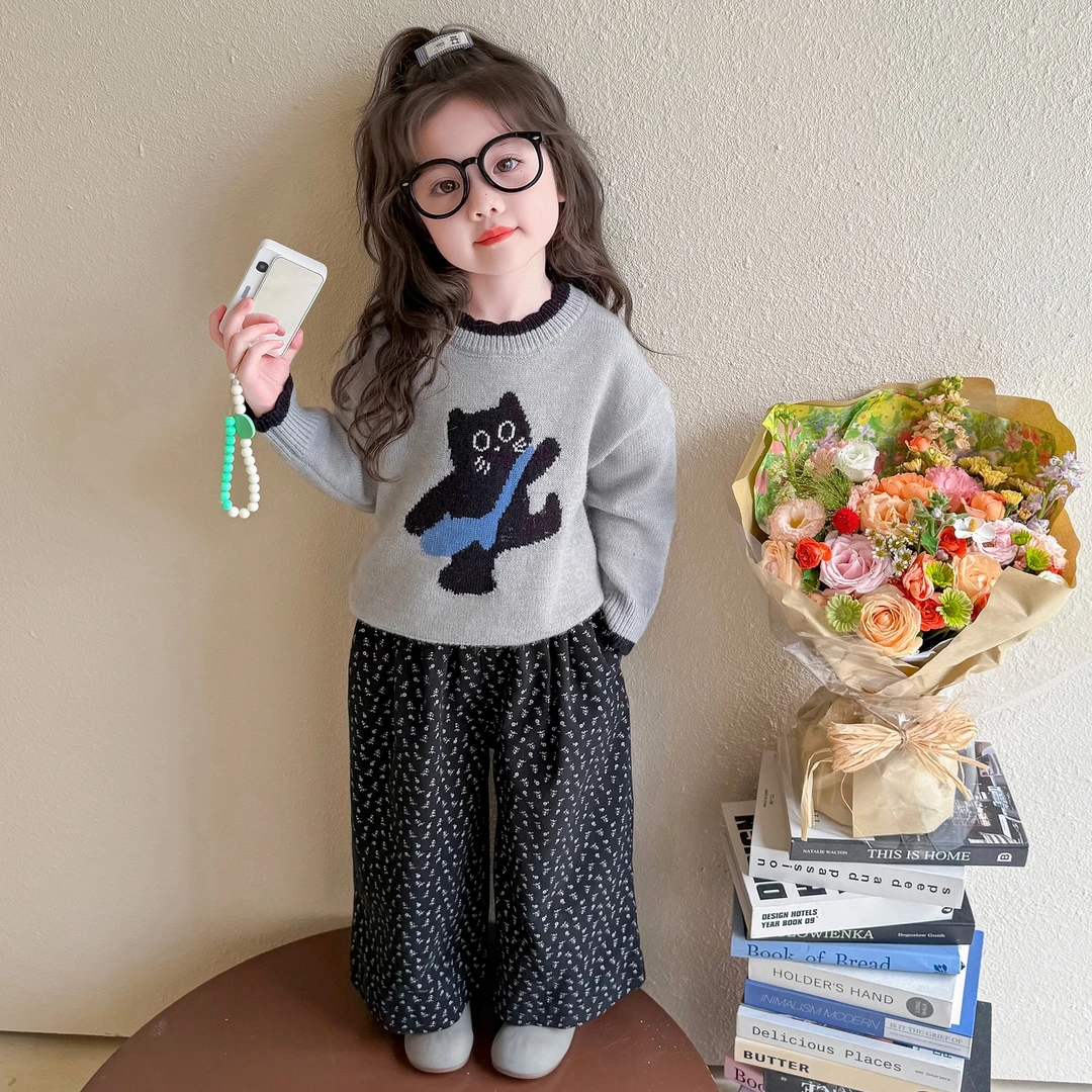 女童卡通毛衣洋气儿童秋冬季新款女宝宝圆领针织线衣小女孩上衣潮