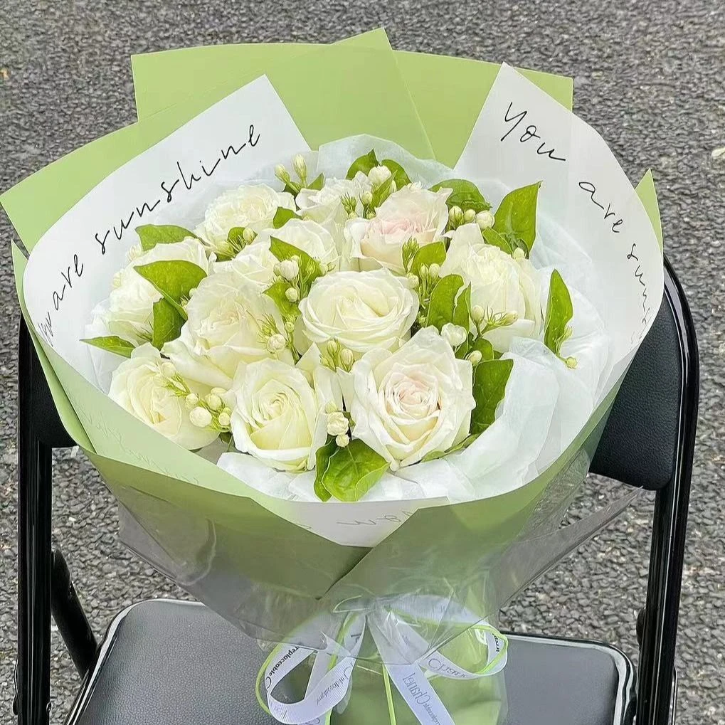 【我的眼里只有你】11朵白玫瑰花混搭茉莉小清新花束送女友送爱人花店送花上门A11