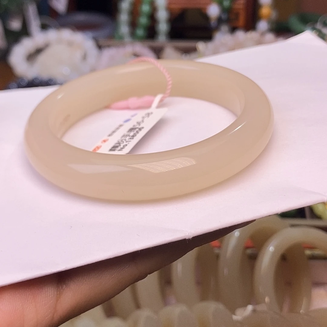 和田玉手镯未镶嵌藕粉老矿料脂膏级手镯56.5