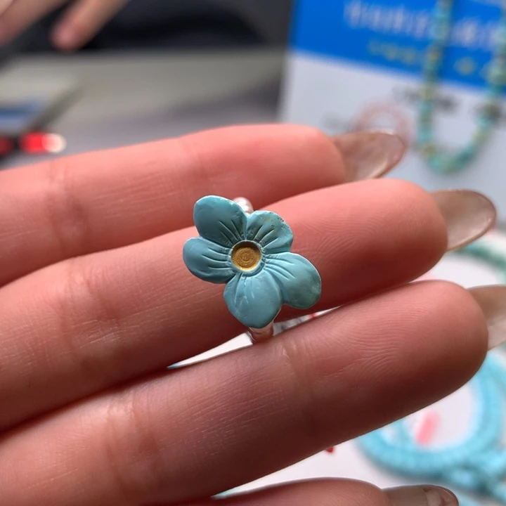 绿松石配饰未镶嵌