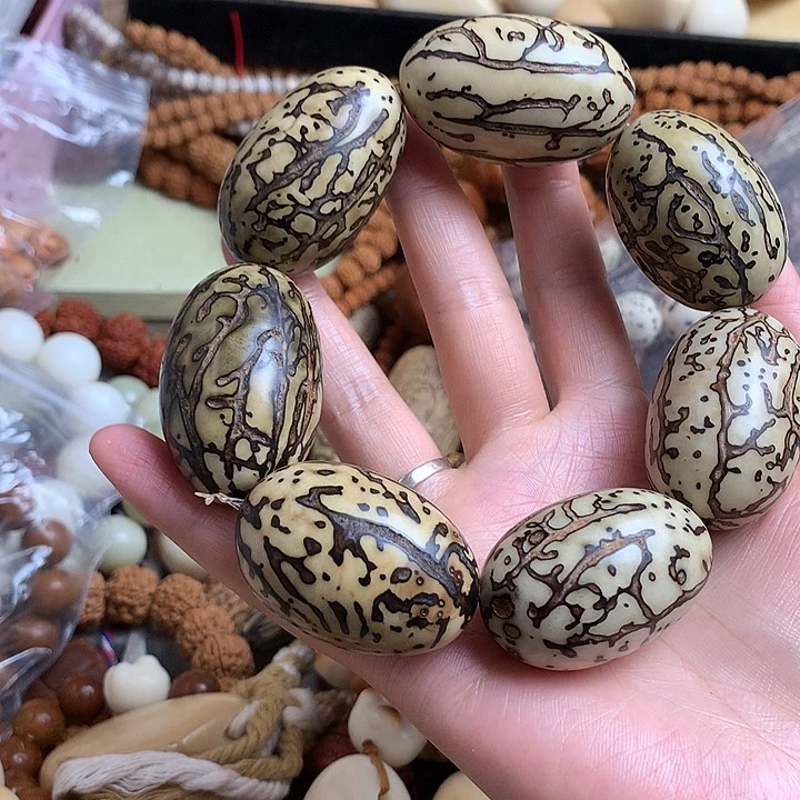 金***宝千眼菩提吊坠千眼菩提手串