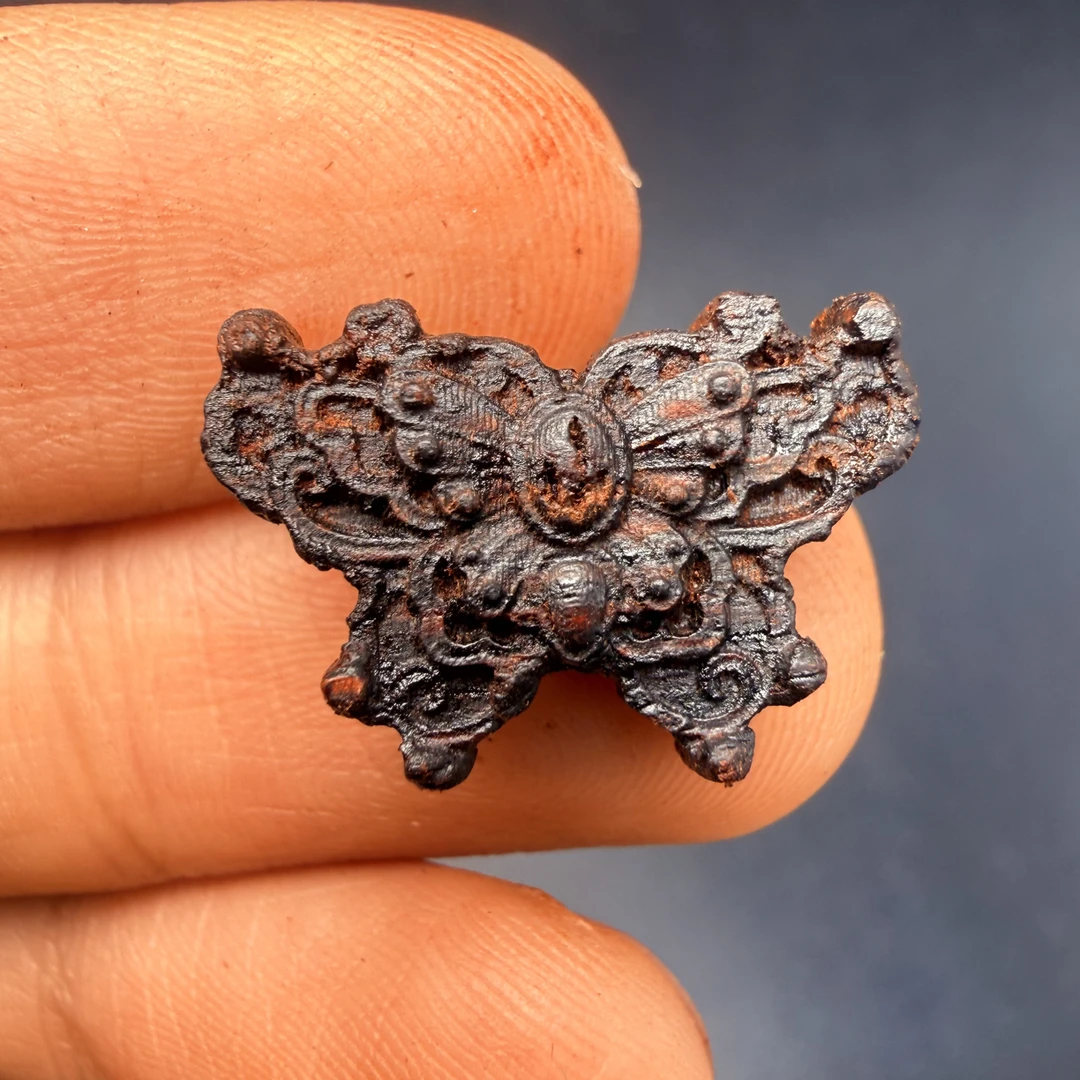 【上新】【雕刻】小叶降真香 三层蝴蝶 精工雕刻2.0cm