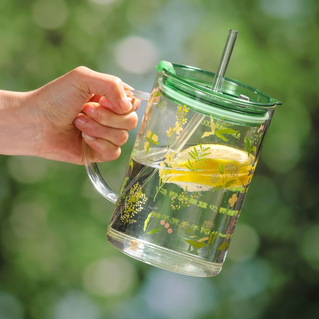芬芳夏日高硼硅玻璃吸管大水杯1L大容量家用耐高温带把果汁牛奶杯